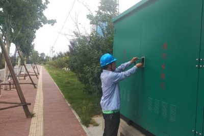 韓城供電公司線路專責對轄區環網柜認真巡視