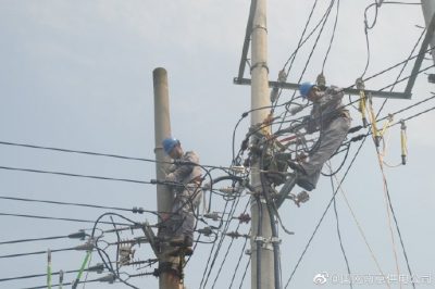 浦口區永寧街道張圩社區一二組臺區配網升級改造工程成功送電