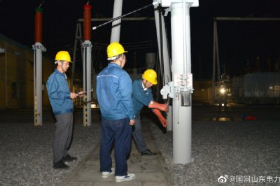 110千伏仲宮變電站強(qiáng)化設(shè)備的夜巡、特巡、節(jié)點(diǎn)測溫和隱患排查