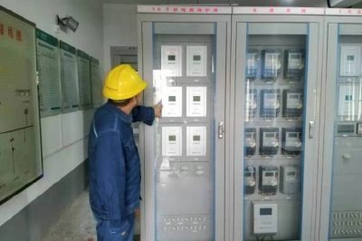 5座35千伏變電站設(shè)備運(yùn)行情況進(jìn)行巡視檢查、核對(duì)數(shù)據(jù)、負(fù)荷測(cè)溫、梳通防洪渠
