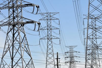 印度開會稱贊電力成就  現場卻遭遇停電