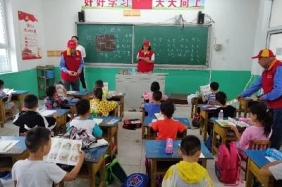 清苑區供電公司給小學生們上了一堂生動精彩的安全用電知識課