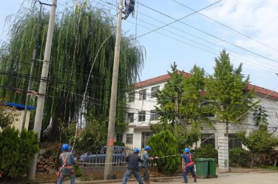沂源縣供電公司對韓旺一村進行線路改造