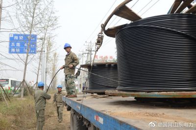 莒縣嶠山鎮對10千伏緒米線進行線路改造