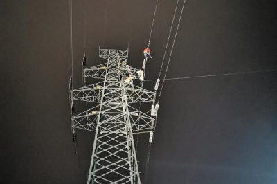 2020年首發“搶戰”110kV輸電線路