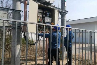 張格莊鎮衛生院配電變壓器進行測溫檢查