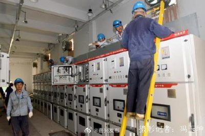 在嘉興市秀洲國家高新區一家企業配電房安裝施工