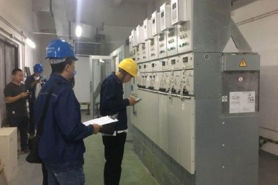 高新供電分公司開展環網柜清障工作