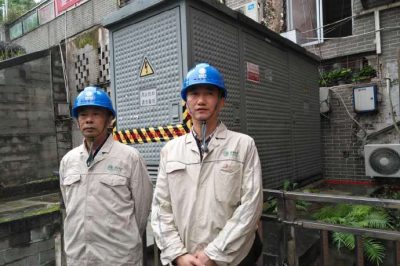 為渝黔合作八區縣籃球聯賽賽事進行保電
