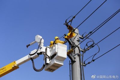 帶電加裝隔離開關 提供穩定安全“電動力”