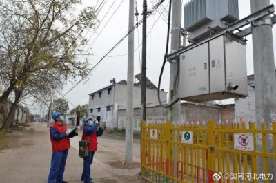 對宋曹鎮西崗汪村的線路、配變等進行紅外測溫和“拉網式”排查