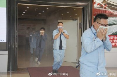 開展消防應急疏散演練 筑牢安全防線