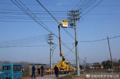 開展雄州變，龍池變，程橋變和長城變開展帶電安裝護套工作